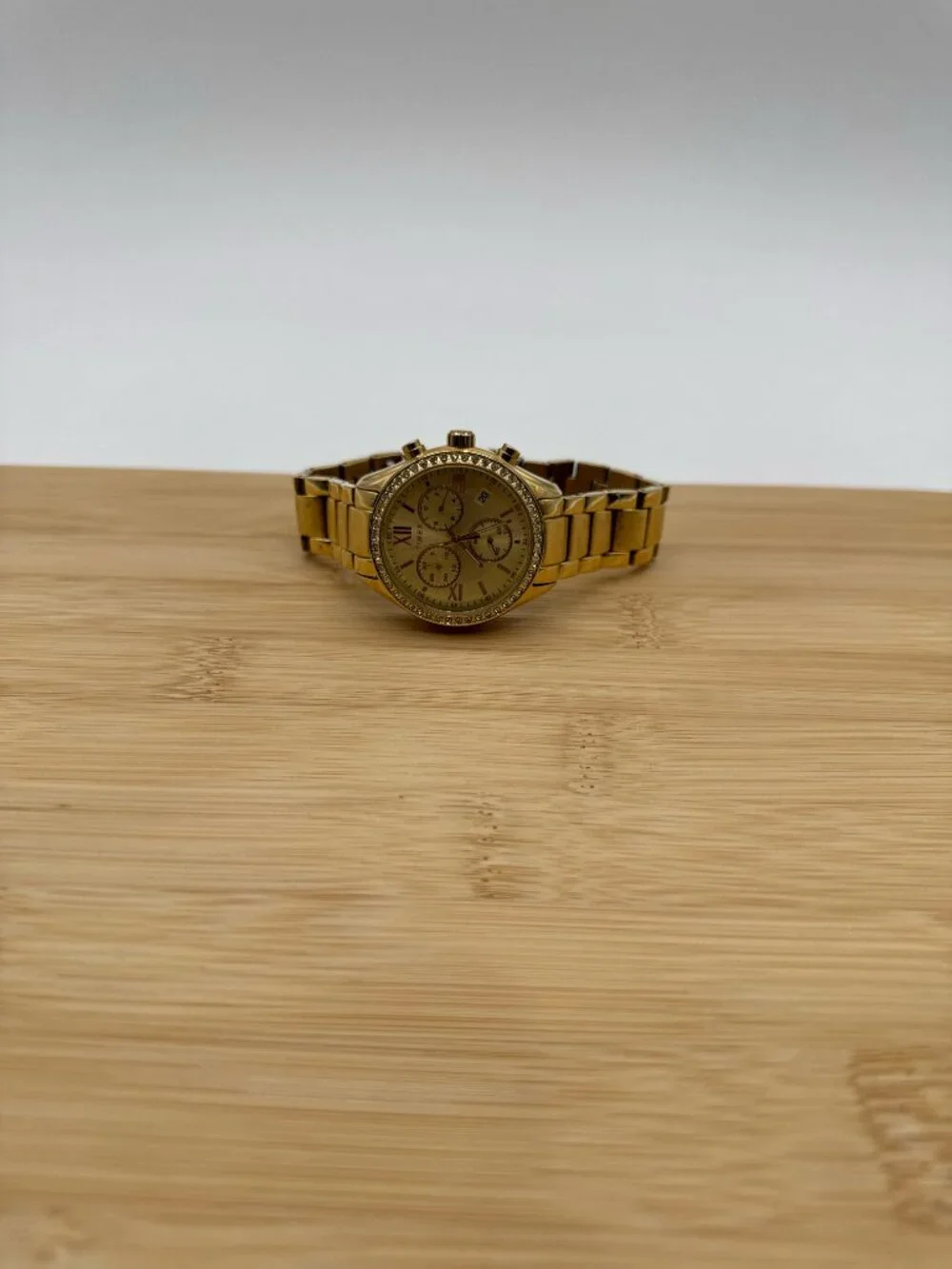 Timex Classic Women's Crystal Wristwatch Gold-Tone TW2V57800